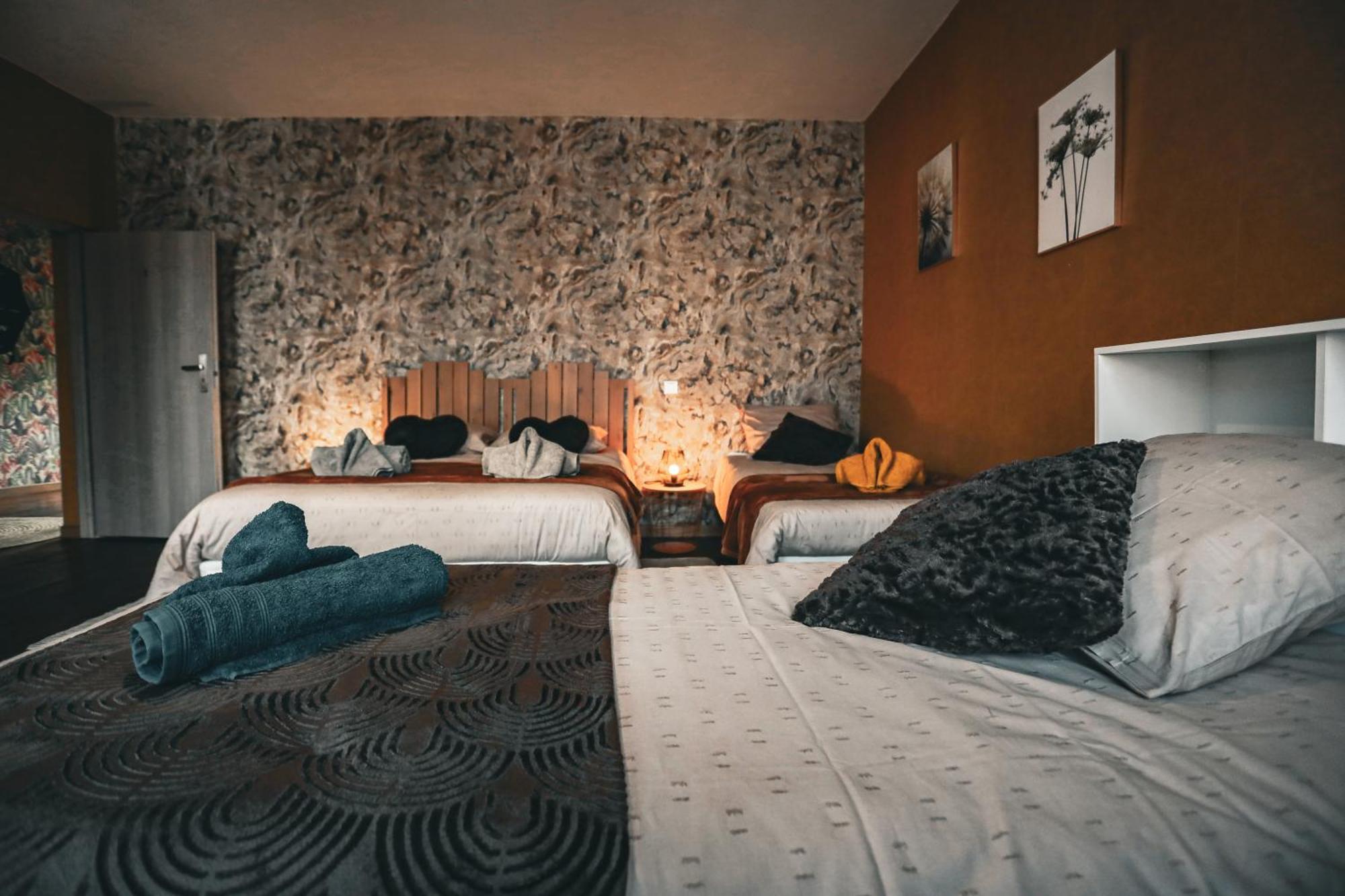 Gite , Au Dormeur Du Val Vireux-Wallerand Экстерьер фото