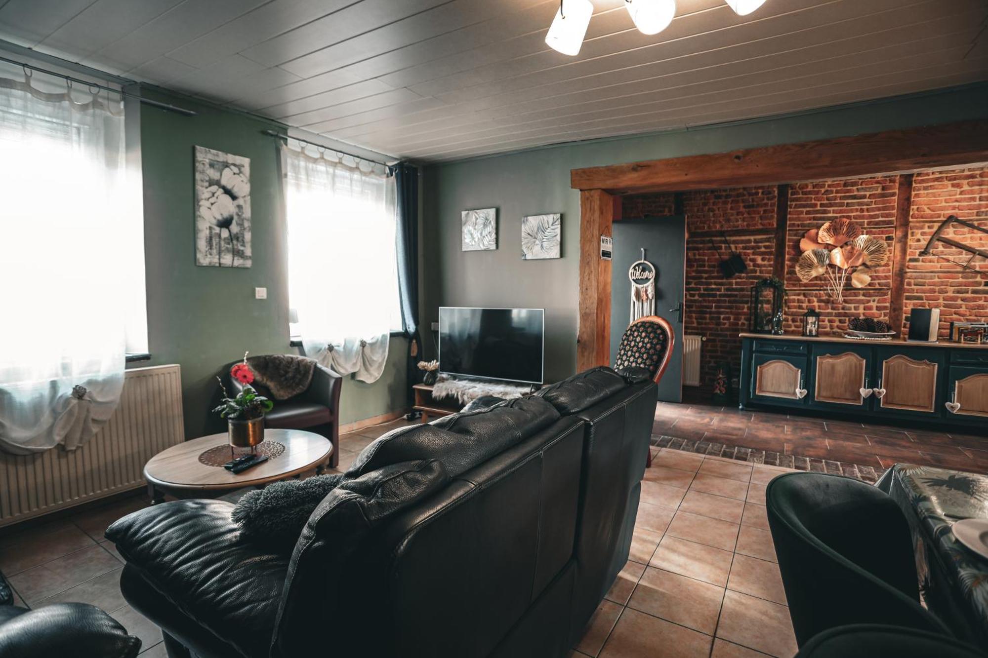 Gite , Au Dormeur Du Val Vireux-Wallerand Экстерьер фото
